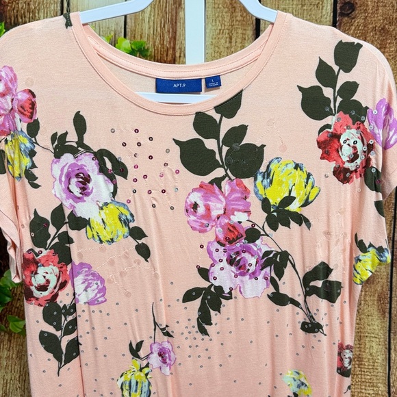 🚨(Must Bundle 3) Apt. 9 Floral Sequined Blouse Size L - Picture 2 of 3